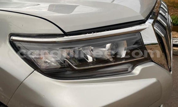 Buy Used Toyota Land Cruiser Silver Car in Conakry in Conakry Buy Used Toyota Land Cruiser Silver Car in Conakry in Conakry