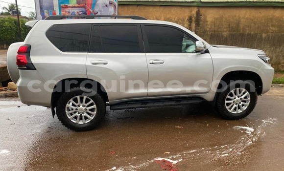 Buy Used Toyota Land Cruiser Silver Car in Conakry in Conakry Buy Used Toyota Land Cruiser Silver Car in Conakry in Conakry