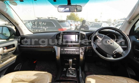 Buy Import Toyota Land Cruiser Black Car in Import - Dubai in Conakry Buy Import Toyota Land Cruiser Black Car in Import - Dubai in Conakry