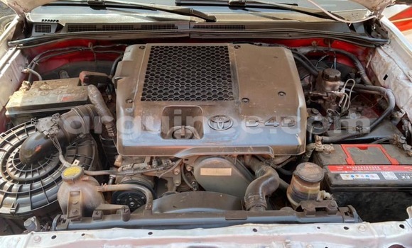 Buy Used Toyota Hilux White Car in Conakry in Conakry Buy Used Toyota Hilux White Car in Conakry in Conakry