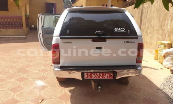 Buy Used Toyota Hilux White Car in Conakry in Conakry Buy Used Toyota Hilux White Car in Conakry in Conakry