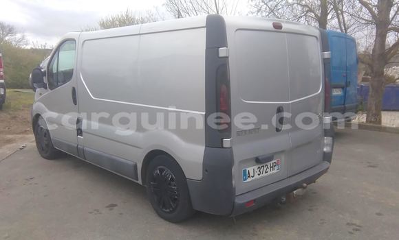 Acheter Import Utilitaire Renault Trafic Gris à Conakry, Conakry Acheter Import Utilitaire Renault Trafic Gris à Conakry, Conakry