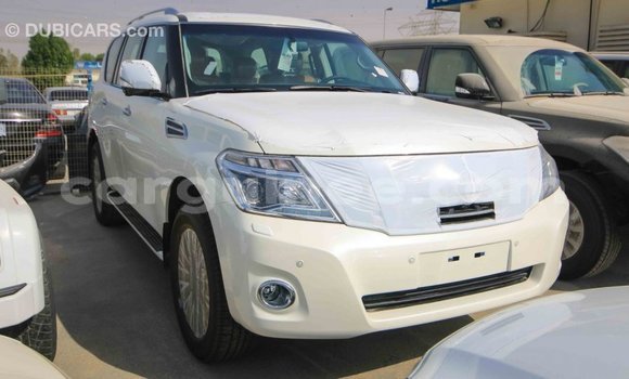 Buy Import Nissan Patrol White Car in Import - Dubai in Conakry Buy Import Nissan Patrol White Car in Import - Dubai in Conakry