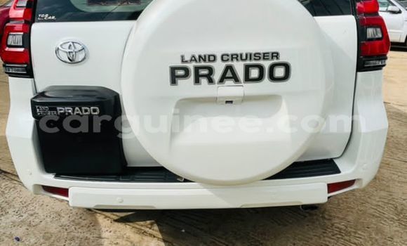 Acheter Import Voiture Toyota Land Cruiser Prado Blanc à Conakry, Conakry Acheter Import Voiture Toyota Land Cruiser Prado Blanc à Conakry, Conakry