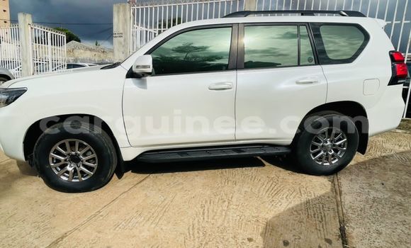 Buy Import Toyota Land Cruiser Prado White Car in Conakry in Conakry Buy Import Toyota Land Cruiser Prado White Car in Conakry in Conakry