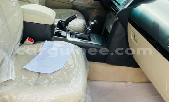 Buy Import Toyota Land Cruiser Prado White Car in Conakry in Conakry Buy Import Toyota Land Cruiser Prado White Car in Conakry in Conakry