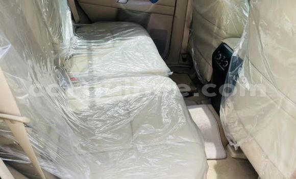 Buy Import Toyota Land Cruiser Prado White Car in Conakry in Conakry Buy Import Toyota Land Cruiser Prado White Car in Conakry in Conakry