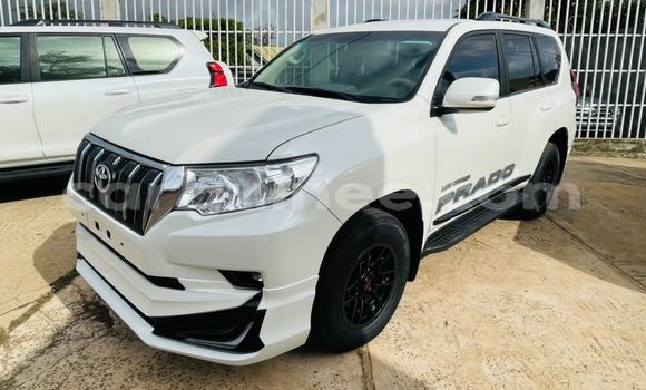 Buy Import Toyota Land Cruiser Prado White Car in Conakry in Conakry Buy Import Toyota Land Cruiser Prado White Car in Conakry in Conakry