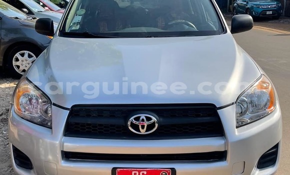 Buy Used Toyota RAV4 Silver Car in Conakry in Conakry Buy Used Toyota RAV4 Silver Car in Conakry in Conakry