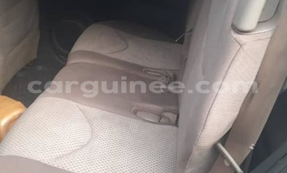Buy Used Toyota RAV4 Beige Car in Conakry in Conakry Buy Used Toyota RAV4 Beige Car in Conakry in Conakry