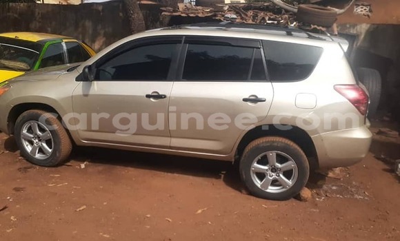 Buy Used Toyota RAV4 Beige Car in Conakry in Conakry Buy Used Toyota RAV4 Beige Car in Conakry in Conakry