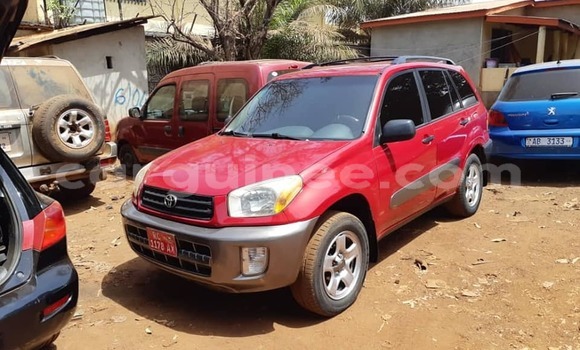 Acheter Occasion Voiture Toyota RAV4 Rouge à Conakry, Conakry Acheter Occasion Voiture Toyota RAV4 Rouge à Conakry, Conakry