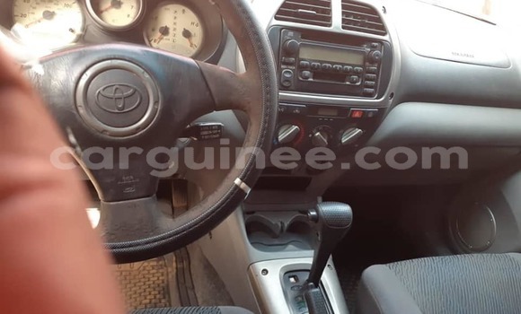 Buy Used Toyota RAV4 Red Car in Conakry in Conakry Buy Used Toyota RAV4 Red Car in Conakry in Conakry