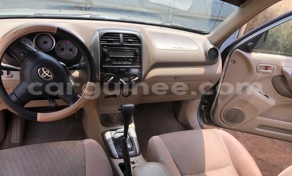 Buy Used Toyota RAV4 Silver Car in Conakry in Conakry Buy Used Toyota RAV4 Silver Car in Conakry in Conakry