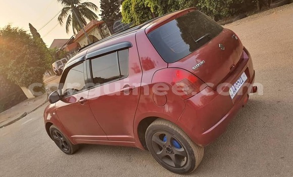 Acheter Occasion Voiture Suzuki Swift Rouge à Conakry, Conakry Acheter Occasion Voiture Suzuki Swift Rouge à Conakry, Conakry