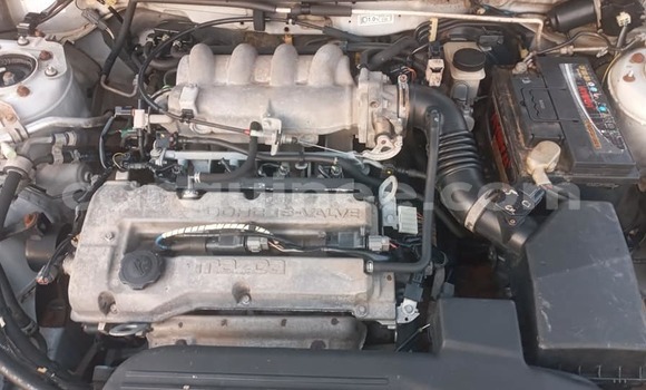 Acheter Occasion Voiture Mazda 323 Gris à Conakry, Conakry Acheter Occasion Voiture Mazda 323 Gris à Conakry, Conakry