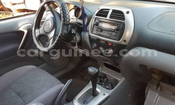 Buy Used Toyota RAV4 Blue Car in Conakry in Conakry Buy Used Toyota RAV4 Blue Car in Conakry in Conakry
