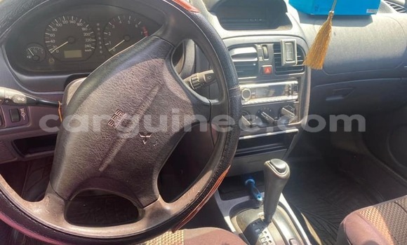 Acheter Occasion Voiture Mitsubishi Carisma Bleu à Conakry, Conakry Acheter Occasion Voiture Mitsubishi Carisma Bleu à Conakry, Conakry