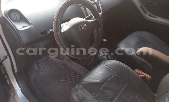 Buy Used Toyota Yaris Silver Car in Conakry in Conakry Buy Used Toyota Yaris Silver Car in Conakry in Conakry