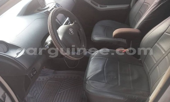 Buy Used Toyota Yaris Silver Car in Conakry in Conakry Buy Used Toyota Yaris Silver Car in Conakry in Conakry