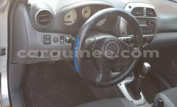 Buy Used Toyota RAV4 Silver Car in Conakry in Conakry Buy Used Toyota RAV4 Silver Car in Conakry in Conakry