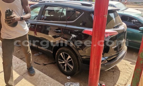 Buy Used Toyota RAV4 Black Car in Conakry in Conakry Buy Used Toyota RAV4 Black Car in Conakry in Conakry