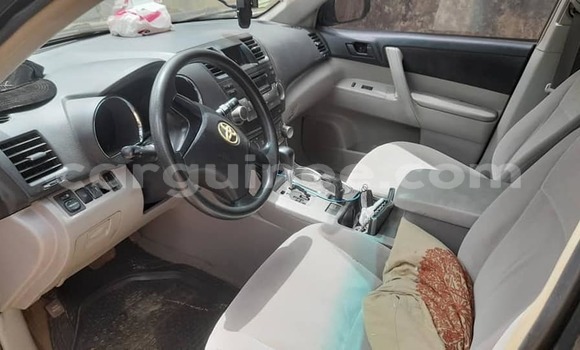 Buy Used Toyota Highlander Black Car in Conakry in Conakry Buy Used Toyota Highlander Black Car in Conakry in Conakry