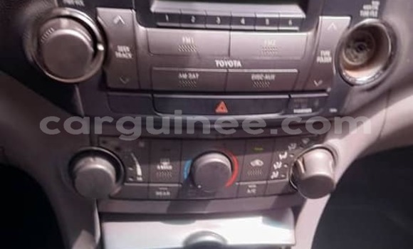 Buy Used Toyota Highlander Black Car in Conakry in Conakry Buy Used Toyota Highlander Black Car in Conakry in Conakry