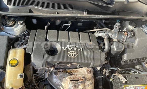 Buy Used Toyota RAV4 White Car in Conakry in Conakry Buy Used Toyota RAV4 White Car in Conakry in Conakry