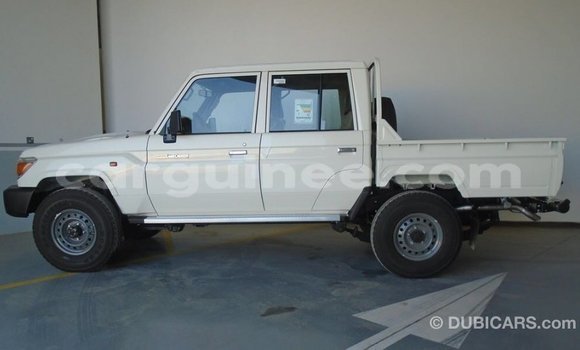 Buy Import Toyota Land Cruiser White Car in Import - Dubai in Conakry Buy Import Toyota Land Cruiser White Car in Import - Dubai in Conakry
