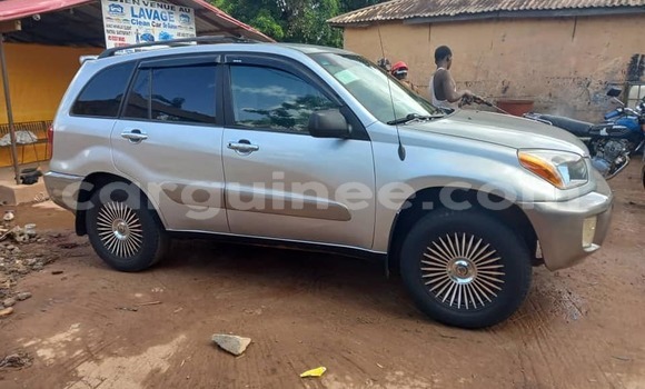 Buy Used Toyota RAV4 Silver Car in Conakry in Conakry Buy Used Toyota RAV4 Silver Car in Conakry in Conakry