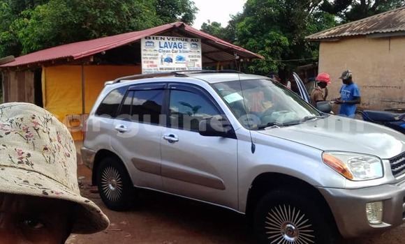 Buy Used Toyota RAV4 Silver Car in Conakry in Conakry Buy Used Toyota RAV4 Silver Car in Conakry in Conakry