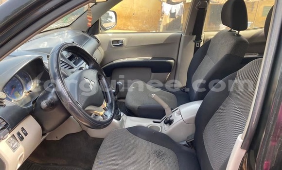 Buy Used Mitsubishi L200 Black Car in Conakry in Conakry Buy Used Mitsubishi L200 Black Car in Conakry in Conakry