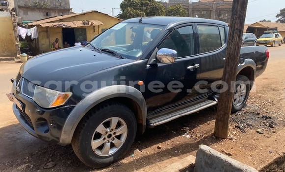 Buy Used Mitsubishi L200 Black Car in Conakry in Conakry Buy Used Mitsubishi L200 Black Car in Conakry in Conakry