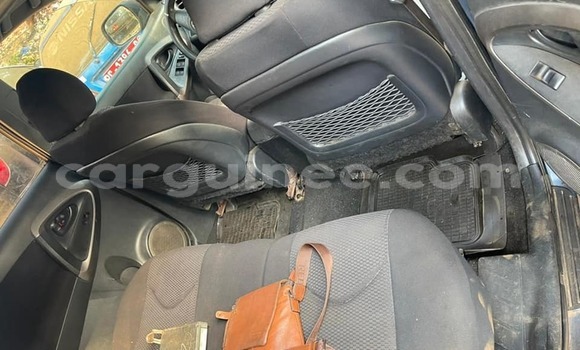 Buy Used Toyota RAV4 Blue Car in Conakry in Conakry Buy Used Toyota RAV4 Blue Car in Conakry in Conakry
