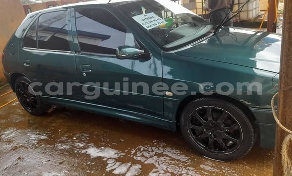 Buy Used Peugeot 306 Green Car in Conakry in Conakry