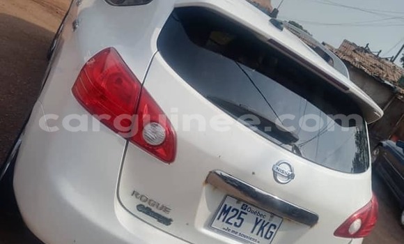 Buy Used Nissan Rogue White Car in Conakry in Conakry Buy Used Nissan Rogue White Car in Conakry in Conakry