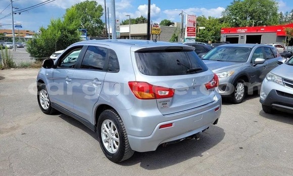 Buy Used Mitsubishi RVR Silver Car in Conakry in Conakry Buy Used Mitsubishi RVR Silver Car in Conakry in Conakry