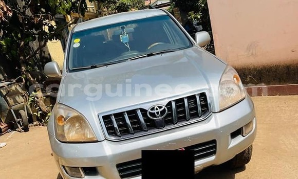 Buy Used Toyota Land Cruiser Prado Silver Car in Conakry in Conakry Buy Used Toyota Land Cruiser Prado Silver Car in Conakry in Conakry