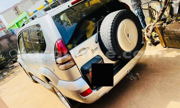 Buy Used Toyota Land Cruiser Prado Silver Car in Conakry in Conakry Buy Used Toyota Land Cruiser Prado Silver Car in Conakry in Conakry