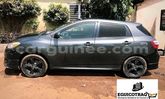Buy Used Toyota Matrix Black Car in Conakry in Conakry Buy Used Toyota Matrix Black Car in Conakry in Conakry