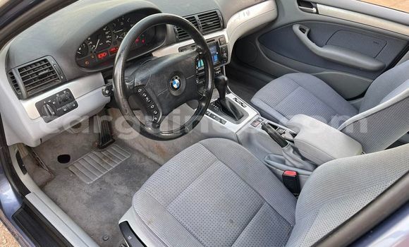 Acheter Occasion Voiture BMW 3–Series Bleu à Conakry, Conakry Acheter Occasion Voiture BMW 3–Series Bleu à Conakry, Conakry