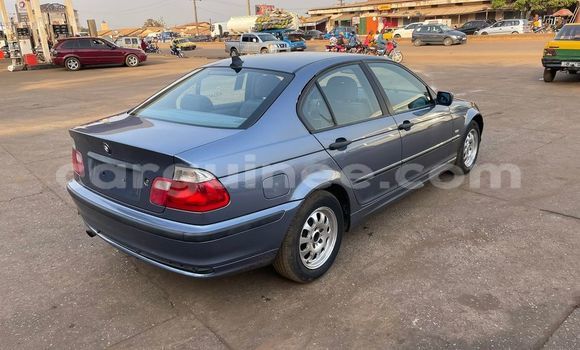 Acheter Occasion Voiture BMW 3–Series Bleu à Conakry, Conakry Acheter Occasion Voiture BMW 3–Series Bleu à Conakry, Conakry