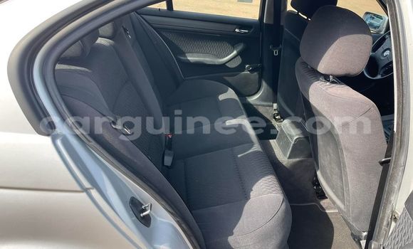 Acheter Occasion Voiture BMW 3–Series Gris à Conakry, Conakry Acheter Occasion Voiture BMW 3–Series Gris à Conakry, Conakry