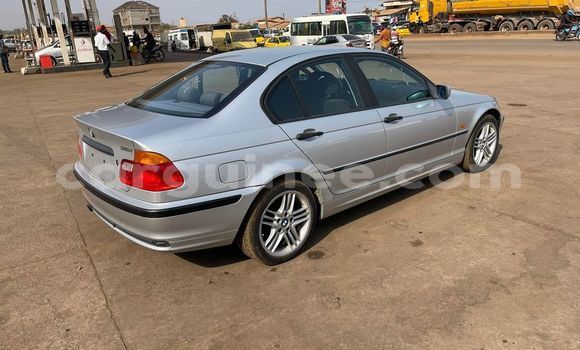 Acheter Occasion Voiture BMW 3–Series Gris à Conakry, Conakry Acheter Occasion Voiture BMW 3–Series Gris à Conakry, Conakry