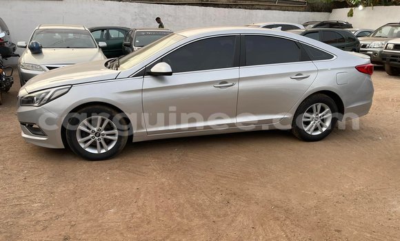 Buy Used Hyundai Sonata Silver Car in Conakry in Conakry Buy Used Hyundai Sonata Silver Car in Conakry in Conakry