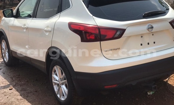 Acheter Occasion Voiture Nissan Qashqai Blanc à Conakry, Conakry Acheter Occasion Voiture Nissan Qashqai Blanc à Conakry, Conakry