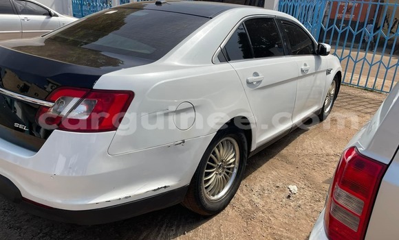 Buy Used Ford Taunus White Car in Conakry in Conakry Buy Used Ford Taunus White Car in Conakry in Conakry