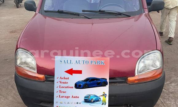 Acheter Occasion Voiture Renault Kangoo Rouge à Coyah, Coyah Acheter Occasion Voiture Renault Kangoo Rouge à Coyah, Coyah