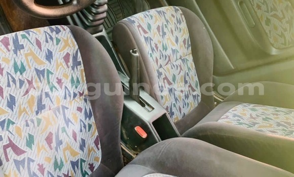 Buy Used Nissan Almera Blue Car in Conakry in Conakry Buy Used Nissan Almera Blue Car in Conakry in Conakry